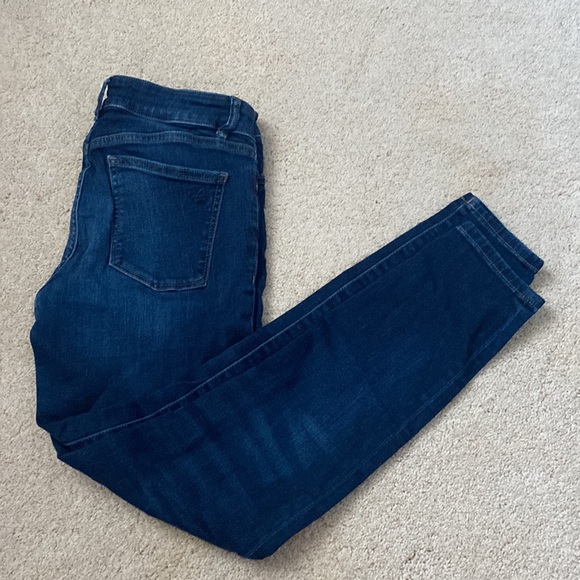DL 1960 jean. Size 28. Slightly used. - Picture 3 of 3